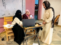 فاعليات تقييم مقرر أساليب عرض التصميم(2) للفرقة الثانية ـ الفصل الخريفي ـ للعام الجامعي 2025 - 2026 (قسم المنتجات المعدنية والحلى)