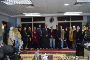 زيارة خبراء  وحدة أدارة المشروعات بوزارة التعليم العالى لكلية الفنون التطبيقية
