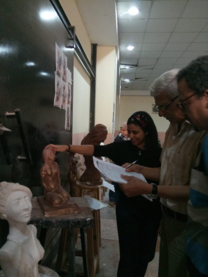 فاعليات تقييم مقرر نحت طبيعة حية (4) للفرقة الثانية ببرنامج النحت والتشكيل المعماري والترميم