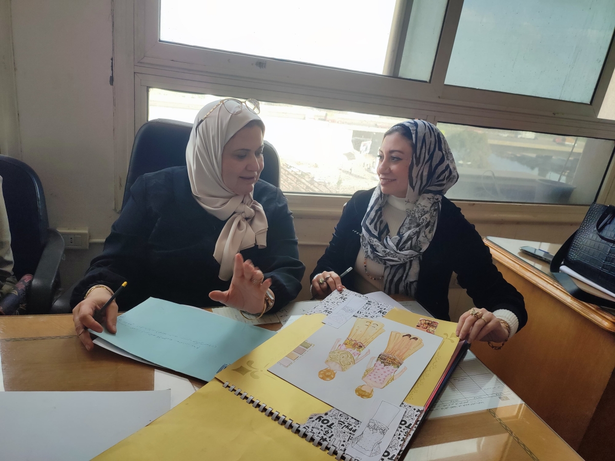 فاعليات تقييم مقرر تصميم أزياء أطفال للفرقة الأولى ـ الفصل الخريفي ـ للعام الجامعي 2025 - 2026 (قسم تك الملابس والموضة)