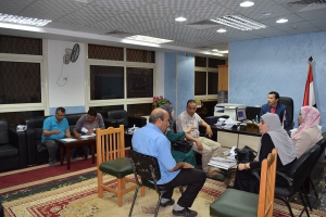 العميد يجتمع بالسادة الوكلاء للتأكيد فعاليات لجنة استقبال افضل جامعة على مستوى الجمهورية