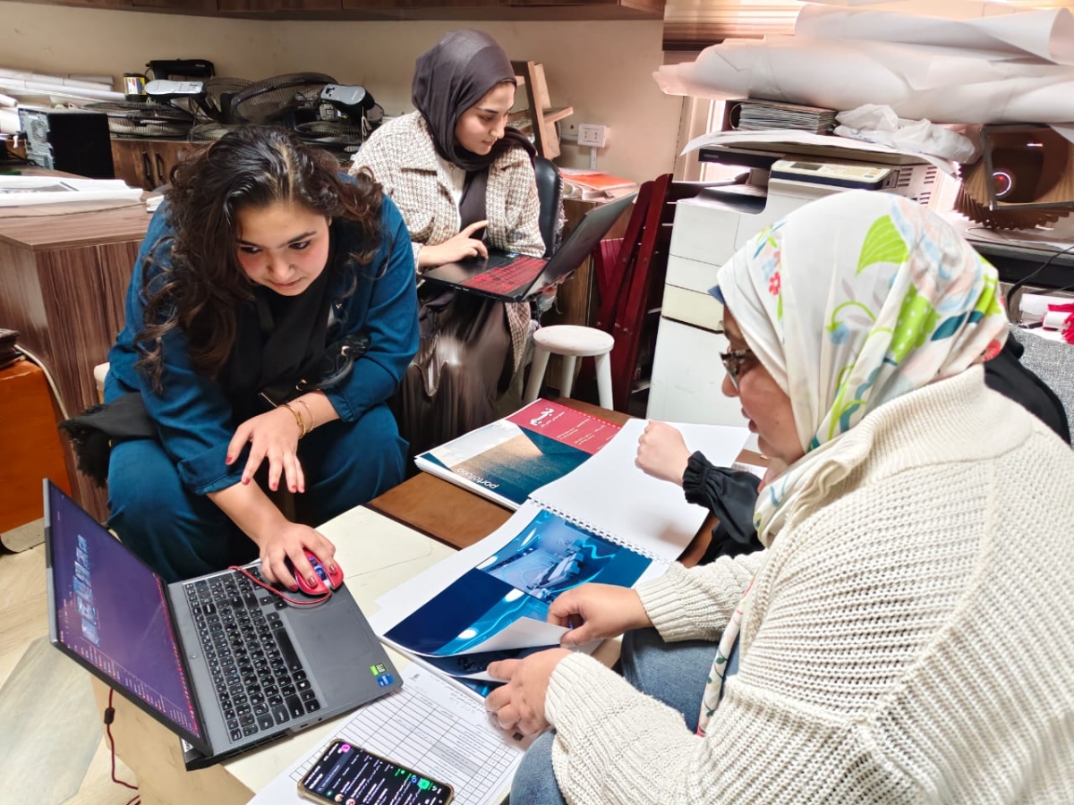 فعاليات تقييم مقرر المشروع 3 (سياحى) لطلاب الفرقه الرابعه ببرنامج علوم تصميم و إنتاج الأثاث.