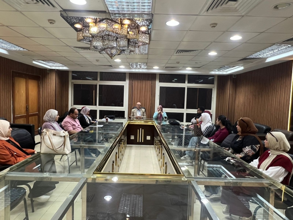 ورشة عمل توعوية حول مشروعات تطوير التعليم