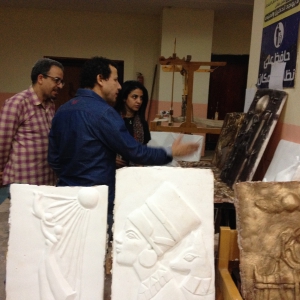 فاعليات تقييم مقرر تصميم النحت البارز(2) للفرقة الأولى ببرنامج النحت والتشكيل المعماري والترميم